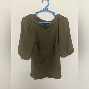 BNWOT rw&co olive chiffon sleeve 3/4 sleeve shirt office wear size XXS